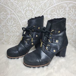 Sorel Addington Lace Holiday Boot Shearling 7.5 with 3” heel